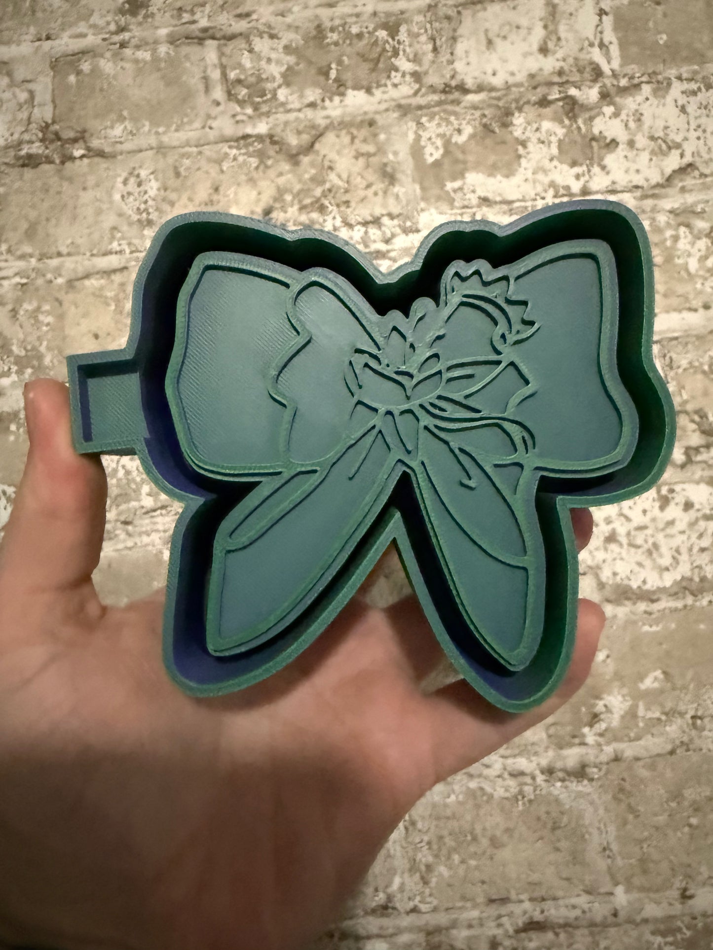 Princess frog bow